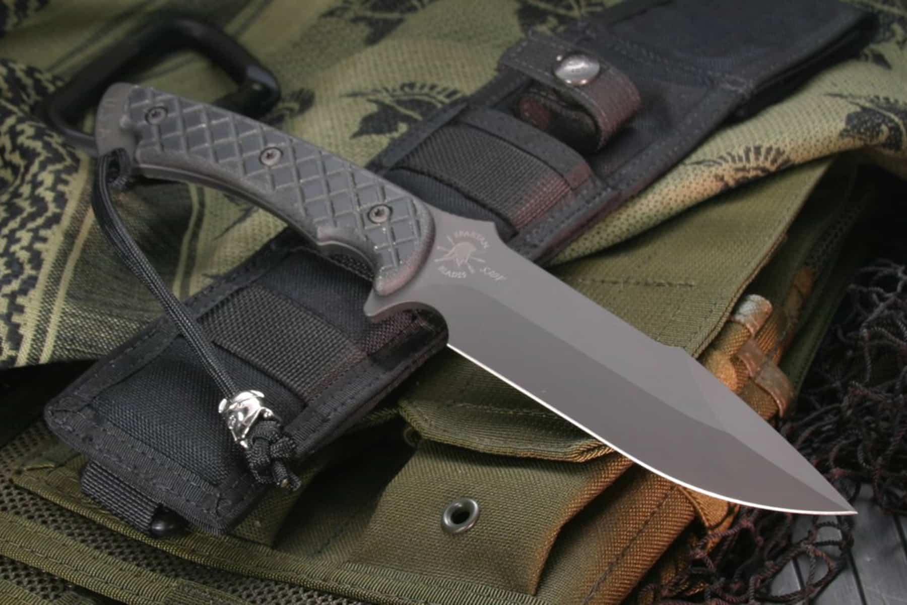 Best Combat Tactical Knives Cover Photo 498573784 